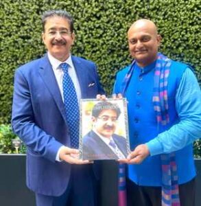 Indian Cultural Icon Sandeep Marwah Receives LOTUS OF WORLD PEACE Honor In The USA