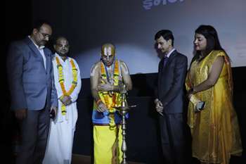 The Muhurat Of The Film Vedantam, Being Produced By Image Art Creations Production, Was Held In Mumbai, Whose Director Is Rajeshwar Pandey